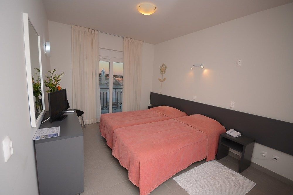 Guest House Boliqueime Exterior photo